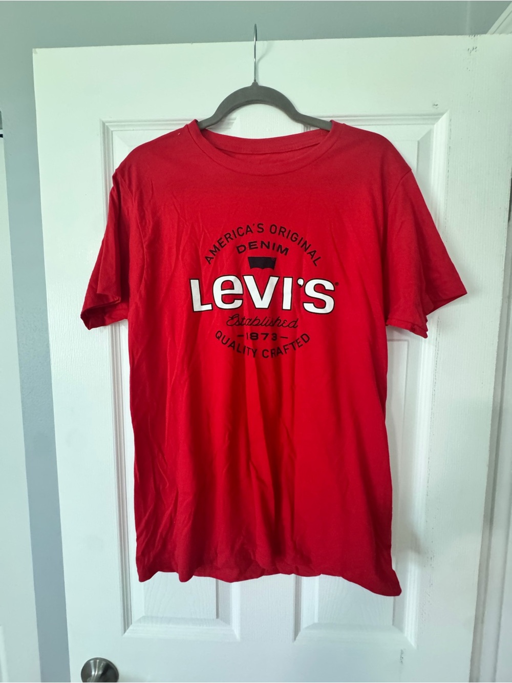 Levi's Red Short Sleeve Logo Tee